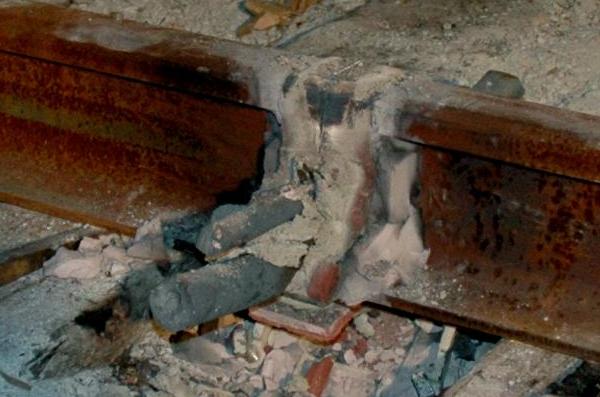 >Completed Thermite Welds